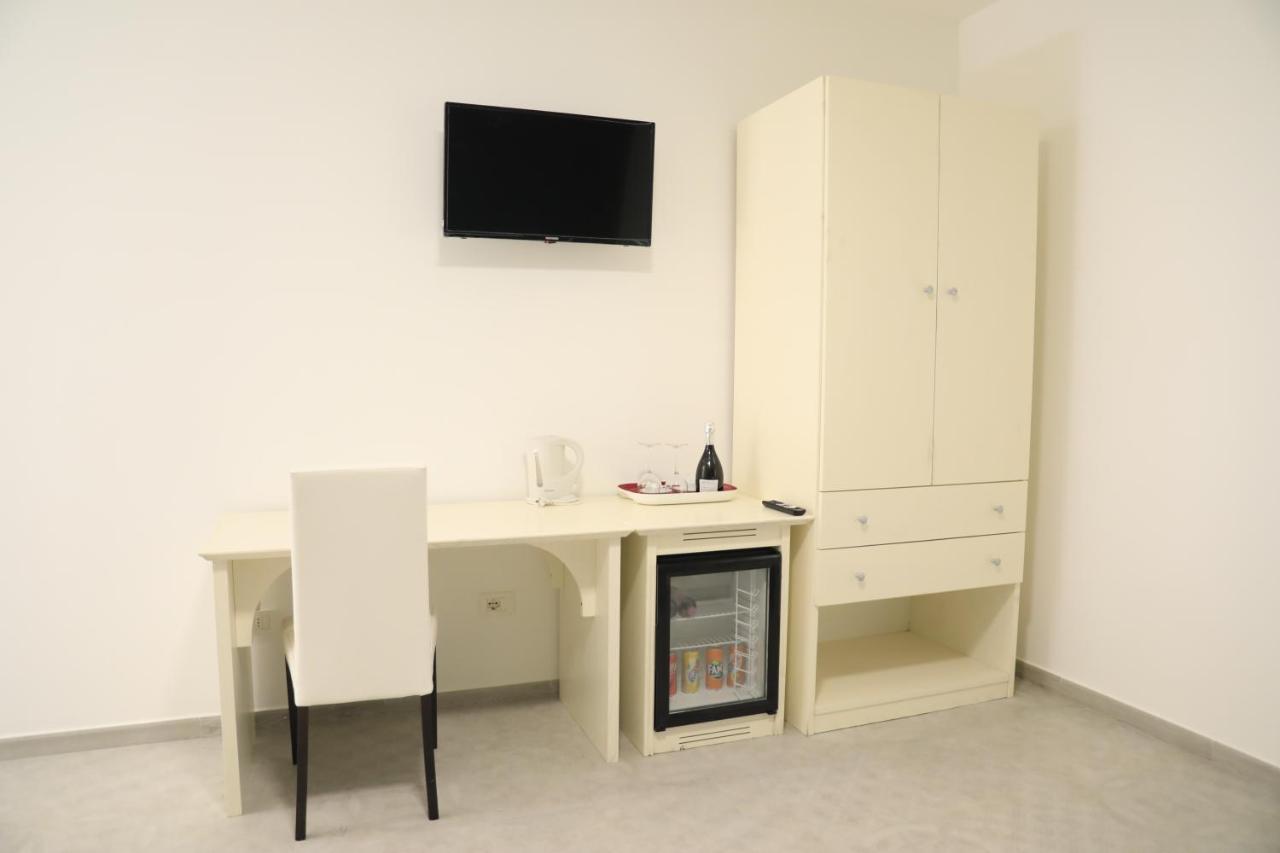 New- B&B Allison Тропея Экстерьер фото