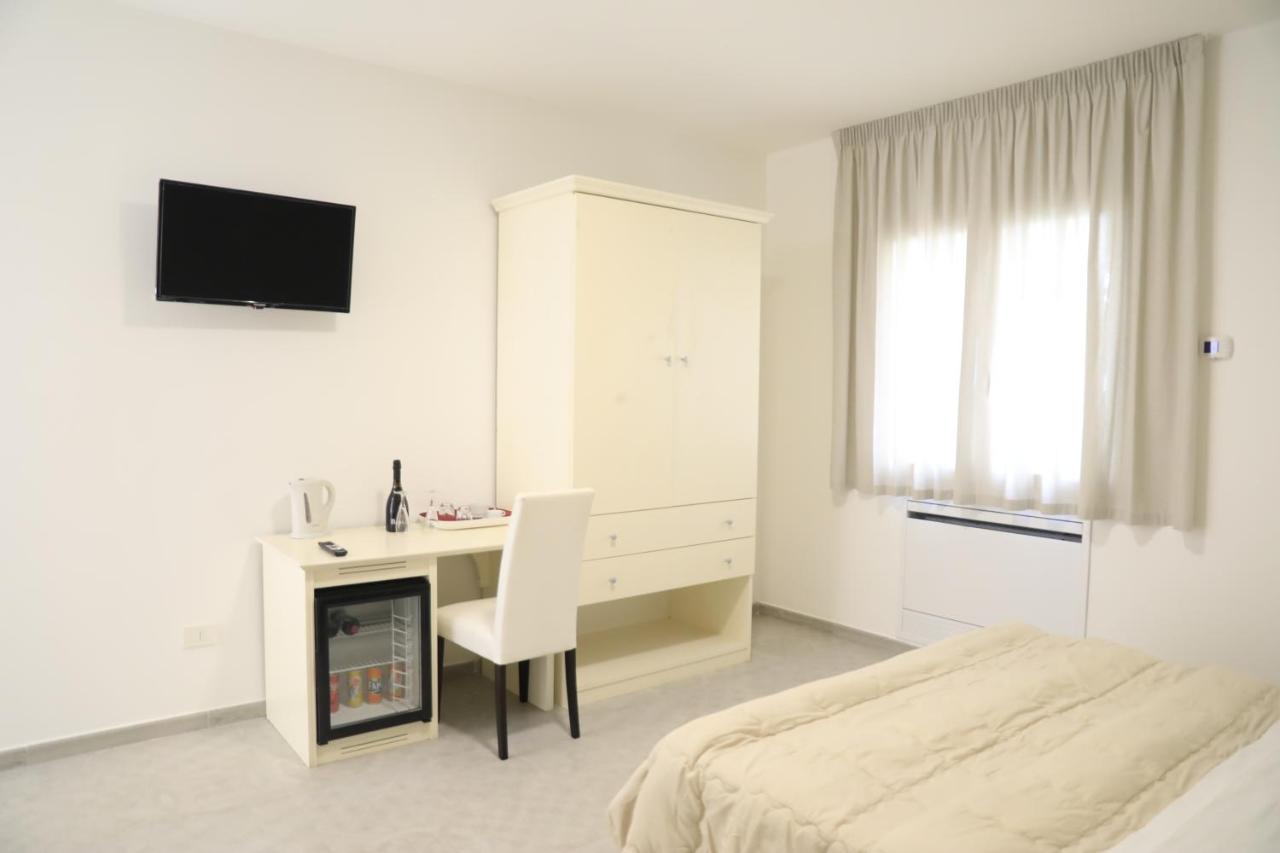 New- B&B Allison Тропея Экстерьер фото